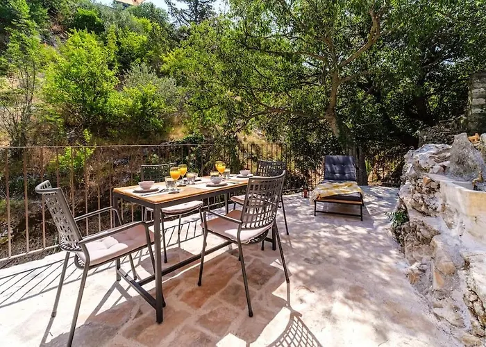 Tatil Evi Stone Bridge *