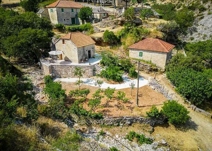 Stone Bridge Tatil Evi *