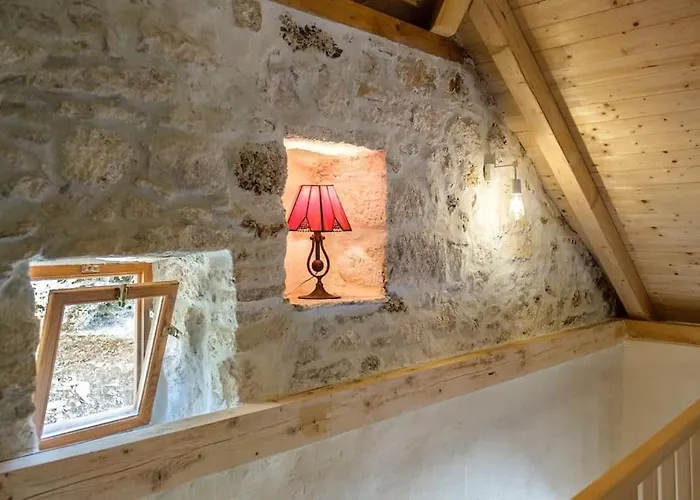 Tatil Evi Stone Bridge *
