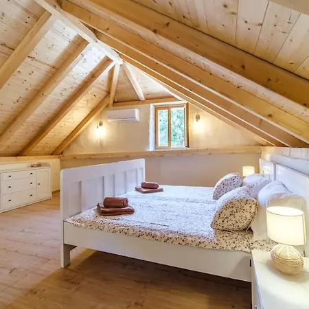 Stone Bridge Vakantiehuis *